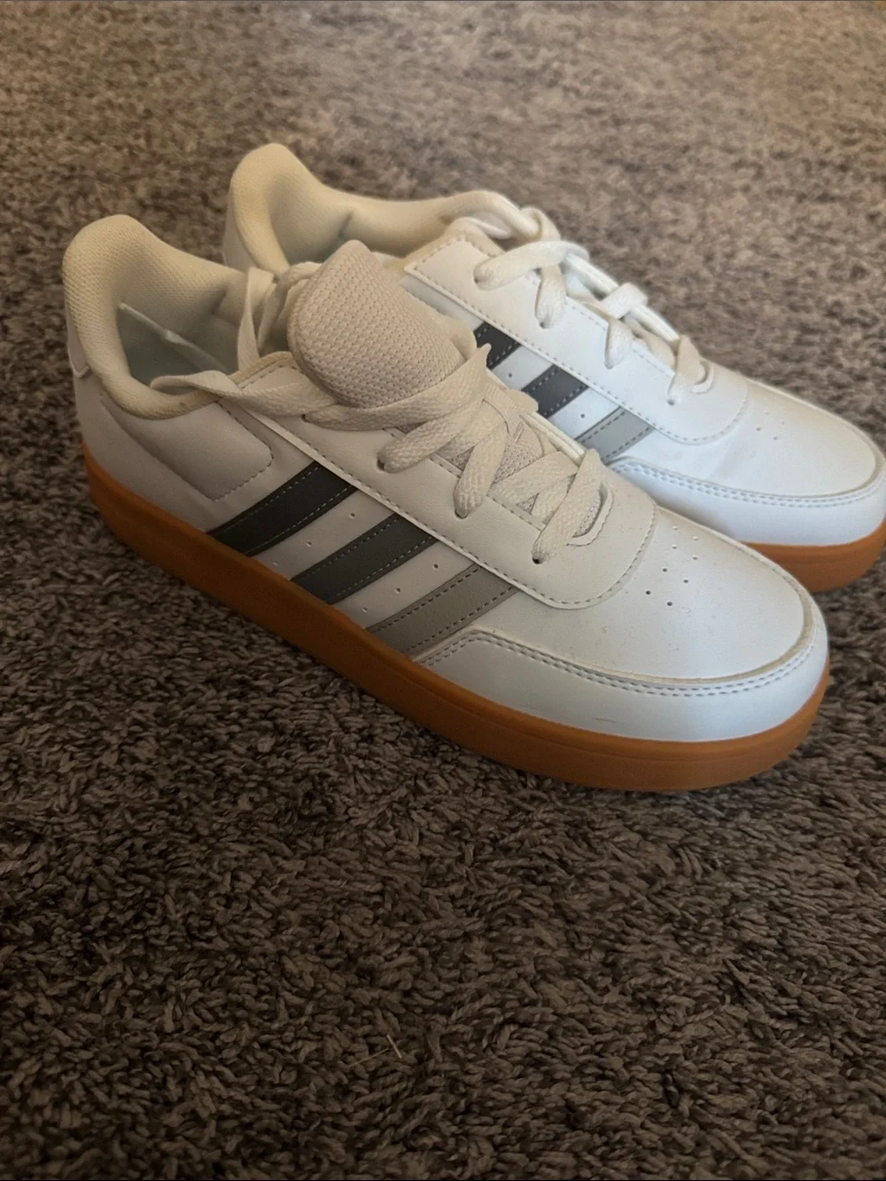 adidas Kids White Sneakers with Gray Stripes and Gum Sole